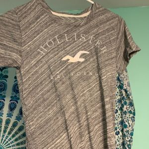 hollister t shirt xs